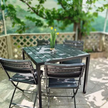 In Mit Terrasse By Interhome דירה באסקה