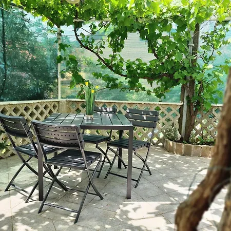 In Mit Terrasse By Interhome *