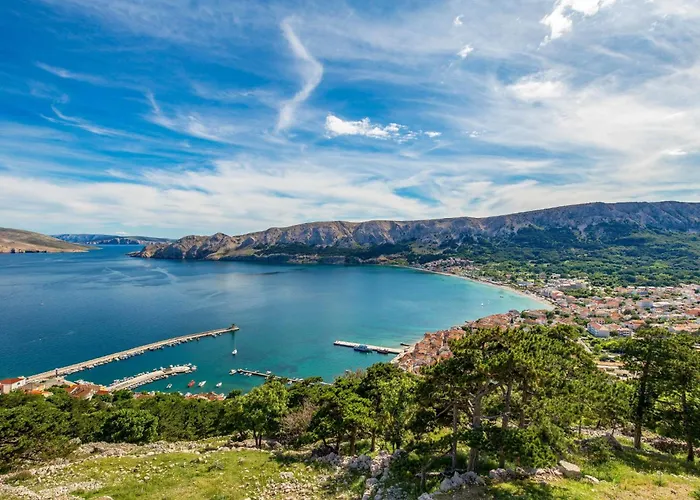 In Mit Terrasse By Interhome